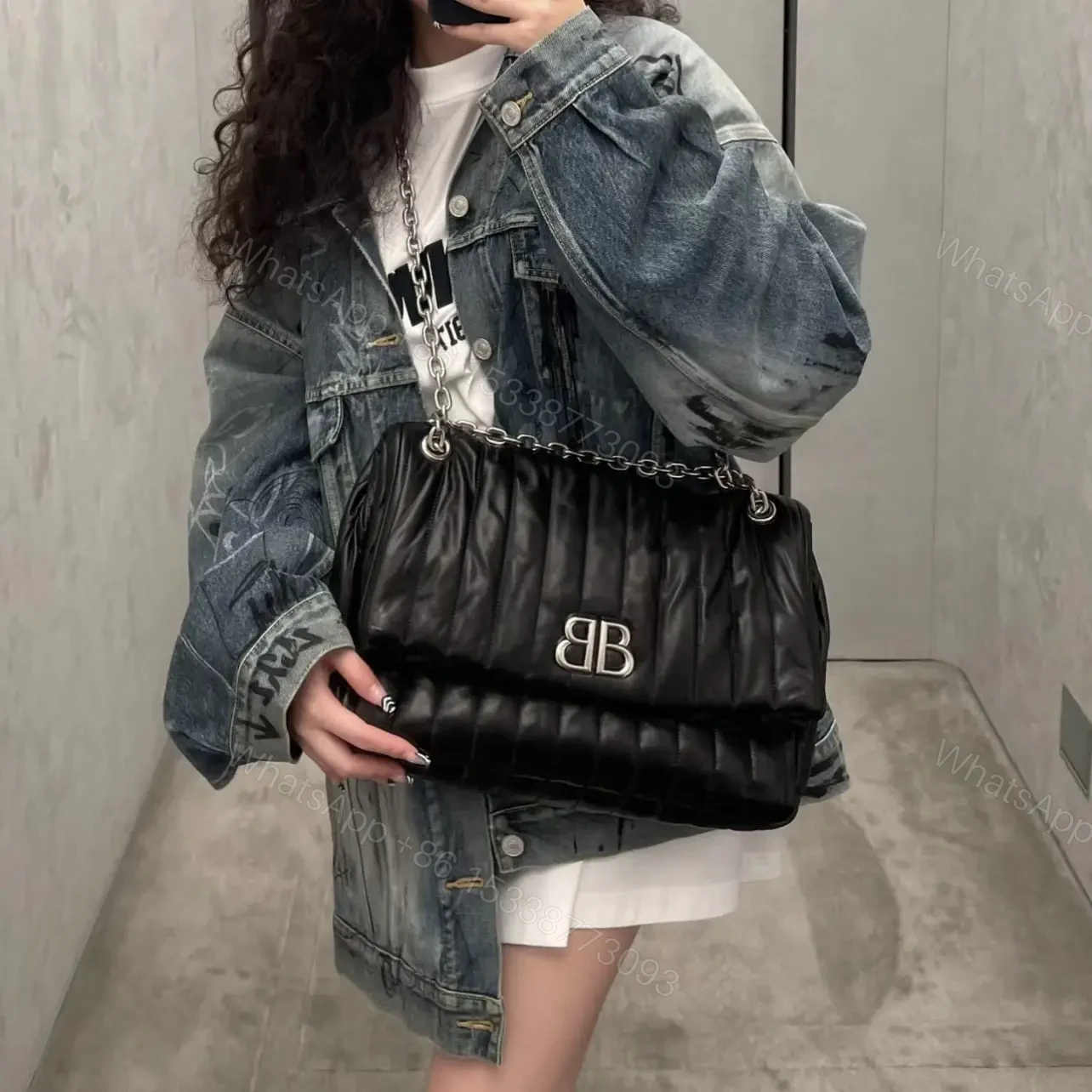 View 13 of 高仿Balenciaga*Monaco系列衍縫線牛皮單肩包m