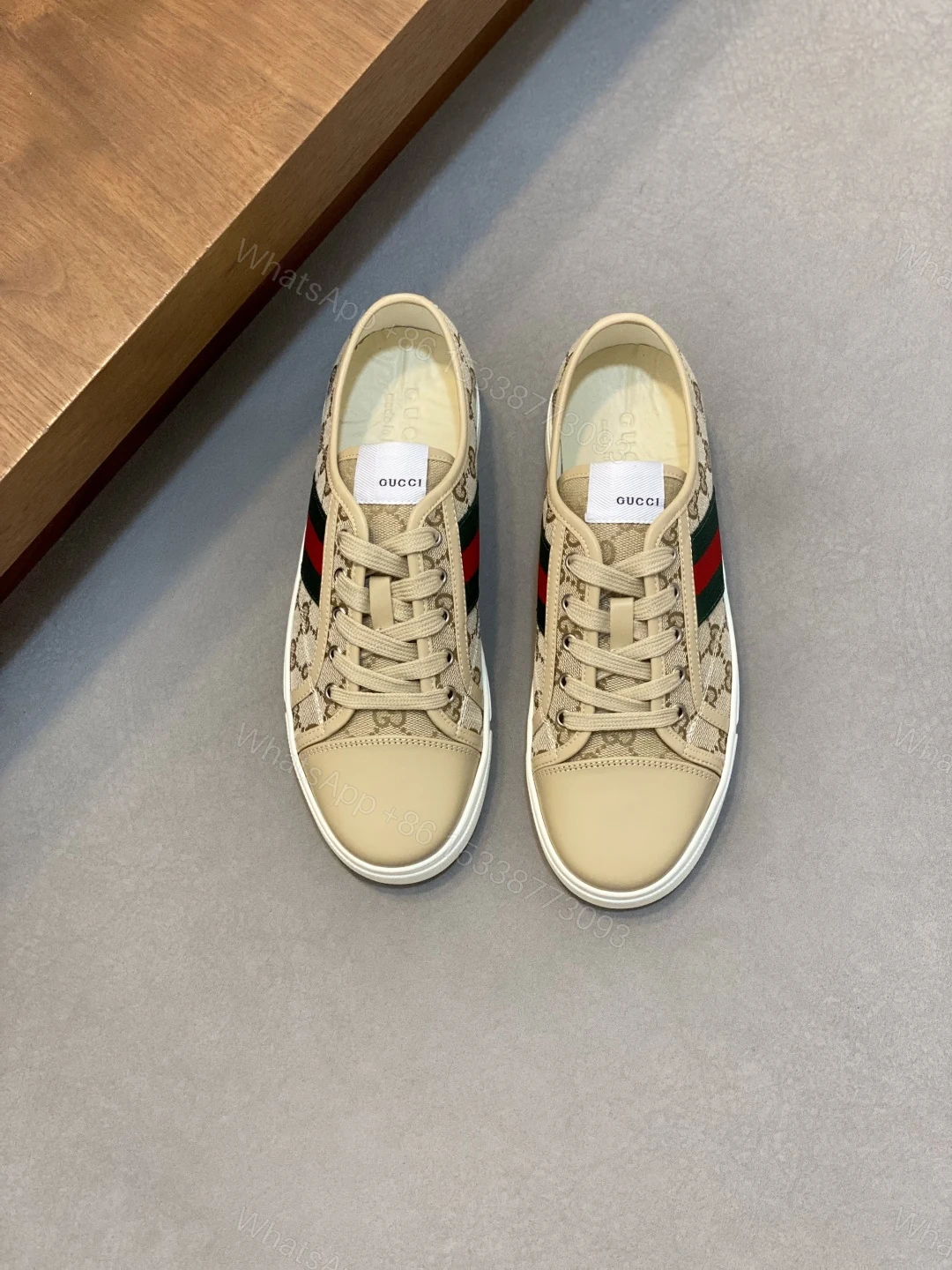 GUCCI A貨男款老花低筒休閒鞋 經典織帶百搭運動鞋 — view 1