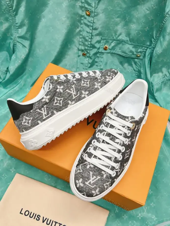 View 6 of LV TIME OUT SNEAKER – LSVM041