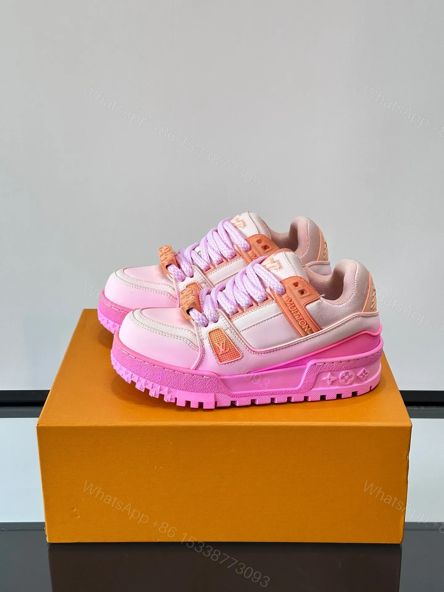 View 3 of LV Men Pink Synthetic Leather Sneakers
