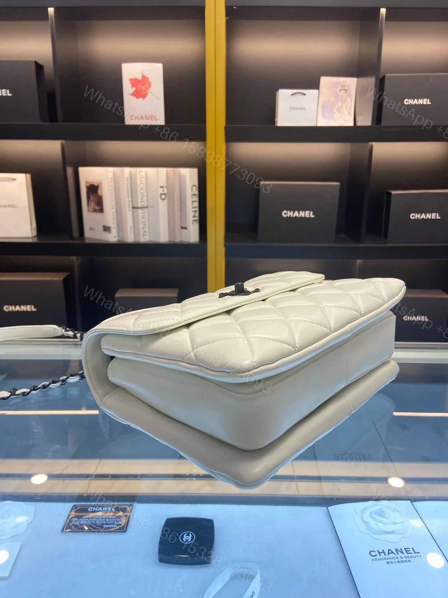 View 7 of Chanel Trendy White Smooth Leather With Lock Black Handbags 25cm