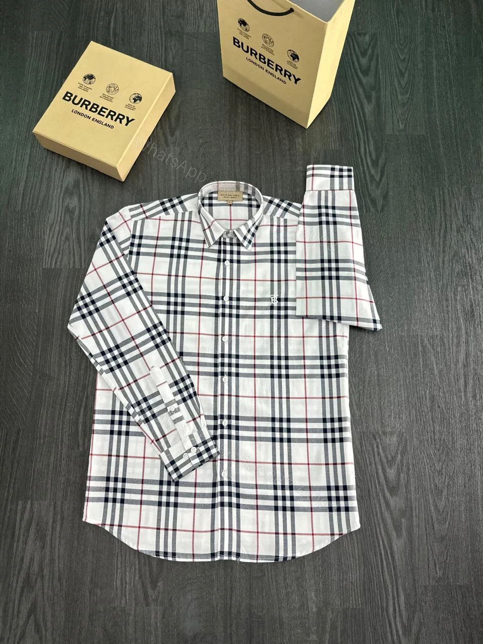 View 7 of FIRST COPY BURBERRY CHECKS STORE ARTICLE