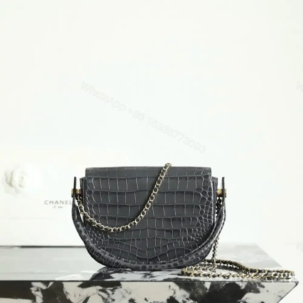View 2 of 高仿Chanel*26A系列AS6424高級手工坊牛皮鱷魚紋手袋免檢版