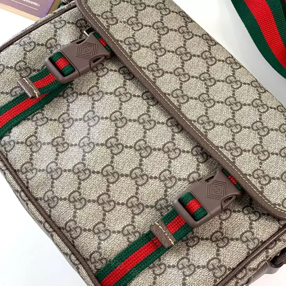 View 8 of GG MESSENGER BAG – GBC054
