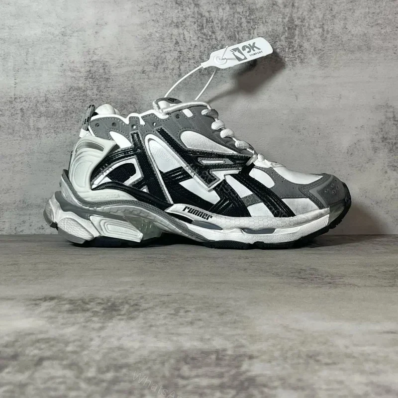 Balenciaga Runner Grey White Black — view 1