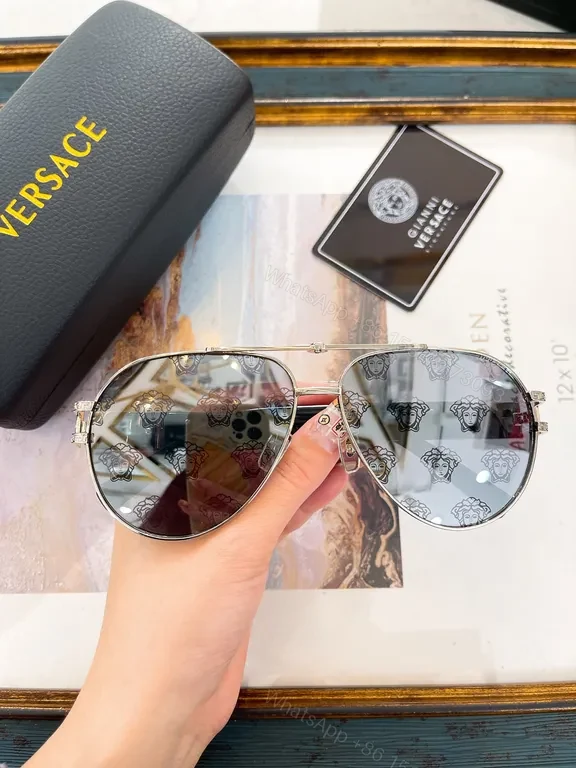 View 2 of Versace-Inspired Gradient Sunglasses: All-Day Comfort & Style