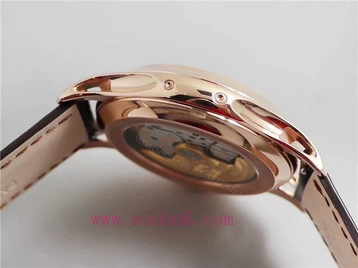 View 18 of Patek Philippe 5205R Calendar Watch