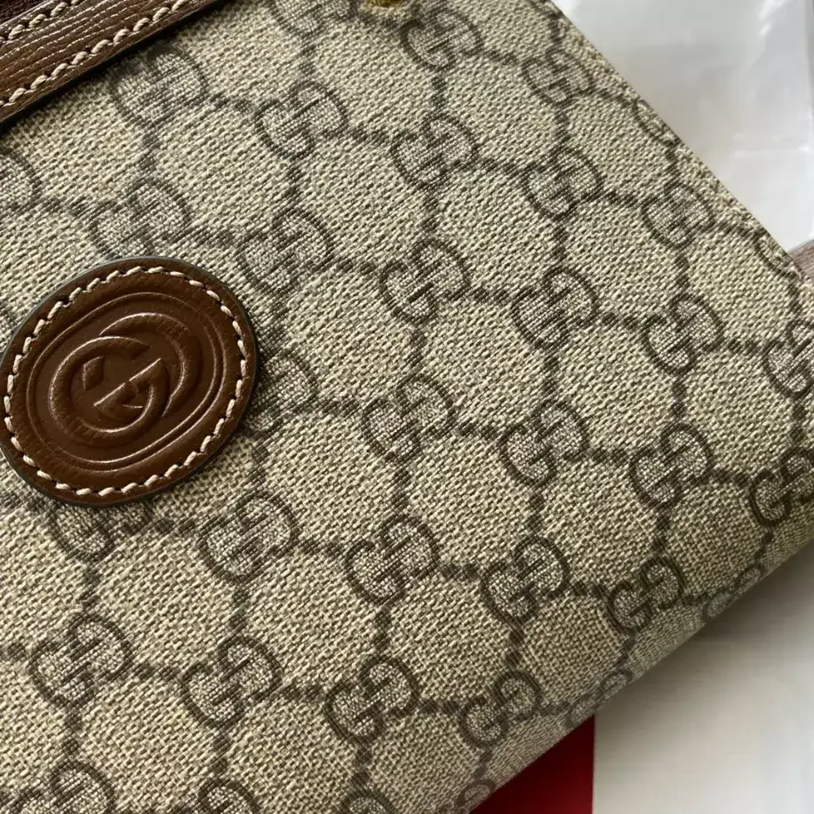 View 9 of GG SUPREME MESSENGER BAG – GBC065