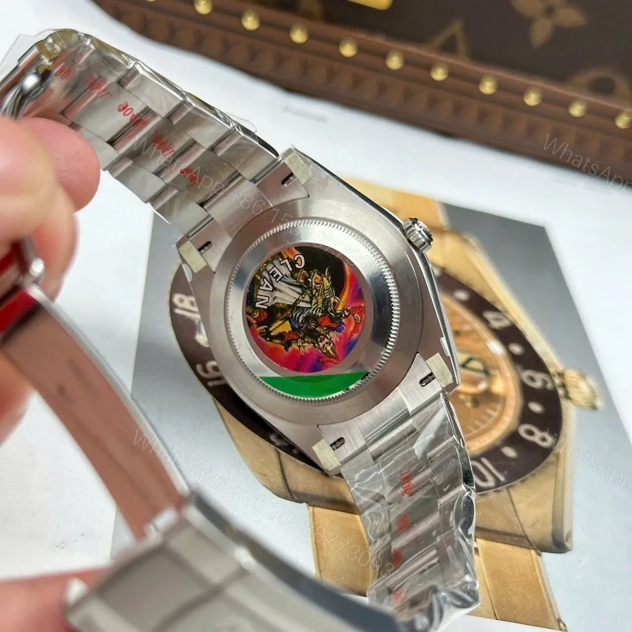 View 4 of Replica Rolex Oyster Perpetual Lady Silver Dial 126000 36 mm