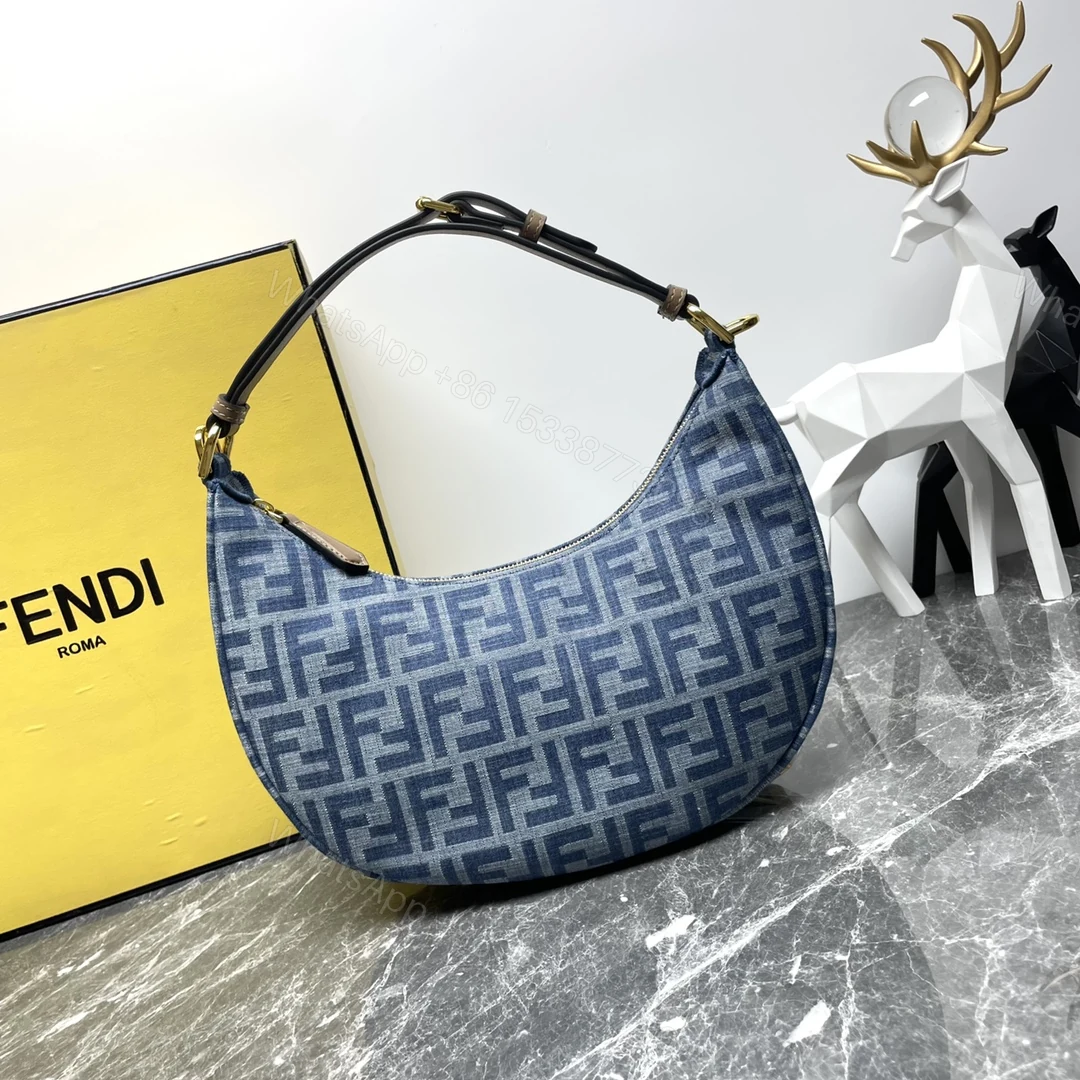 Fendi A貨 Graphy FF丹寧老花半月肩背包經典復古款 — view 1