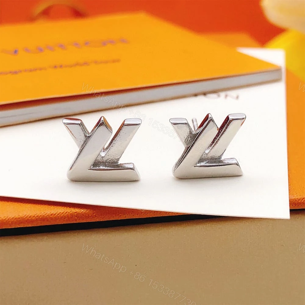 View 3 of LV GO-14 EARRINGS