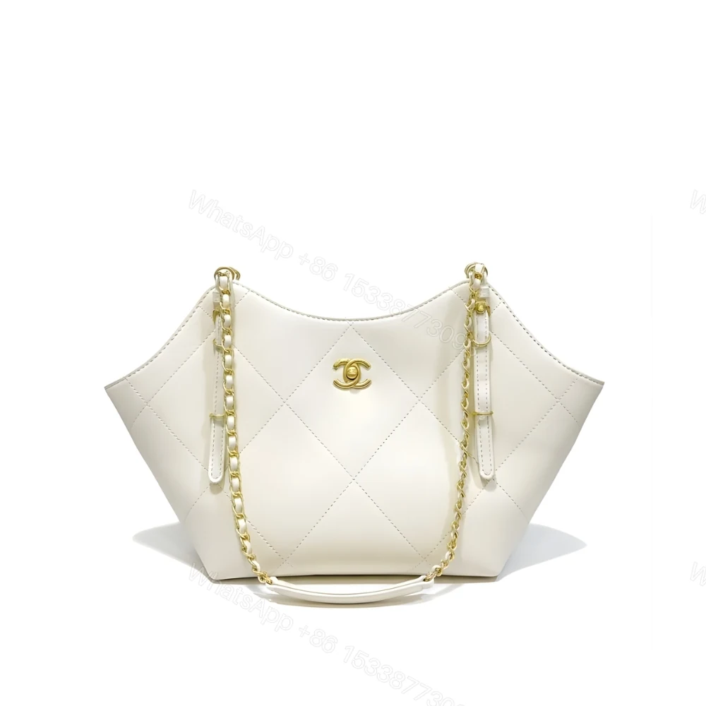 Chanel Shopping Bag And Gold Tone Metal White 21Cm — view 1
