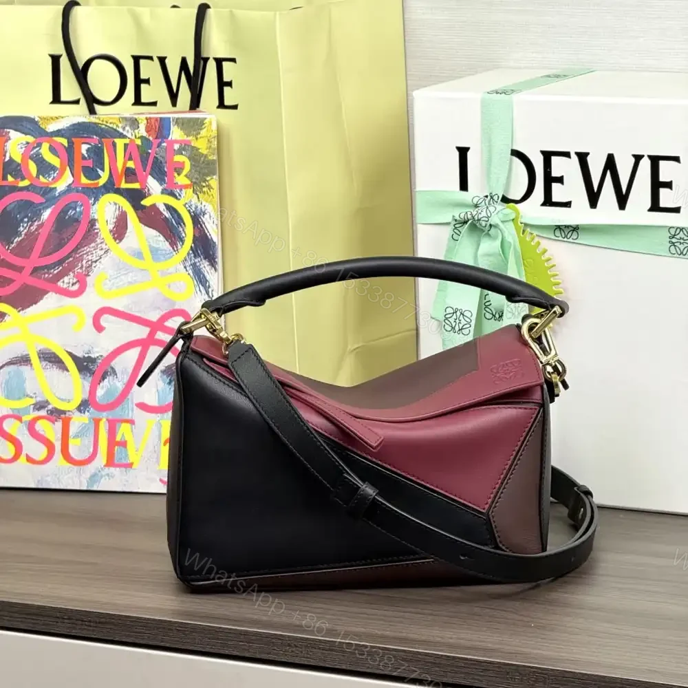 View 2 of 高仿Loewe*Puzzle系列1101幾何拼接手袋黑紅色小號免檢版