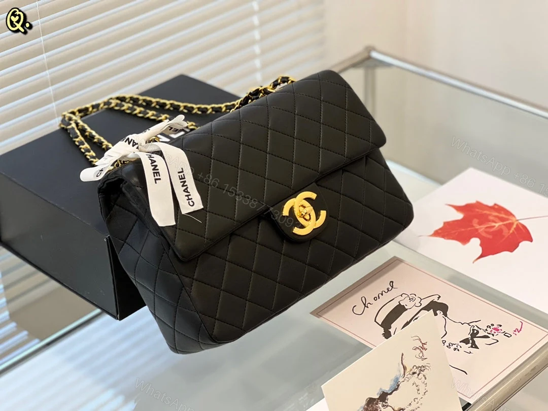 Chanel Classic Flap Bag Medium Black Gold — view 1