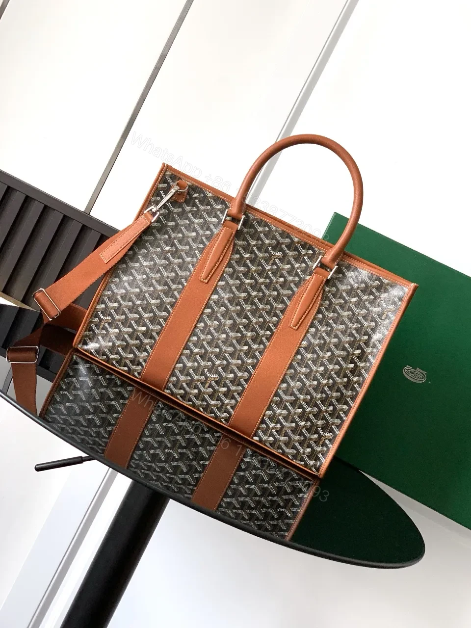 Structured Signature Tote: Leather Trim, Modern Minimalist, Luxe Durability, Tote — view 1