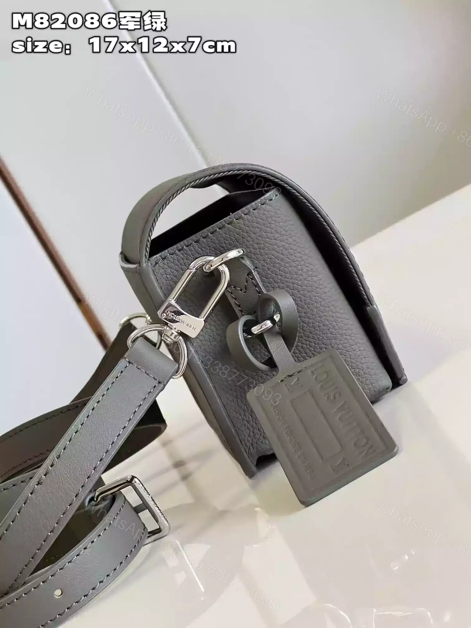 View 8 of LOUIS VUITTON FASTLINE WEARABLE WALLET – RRG067