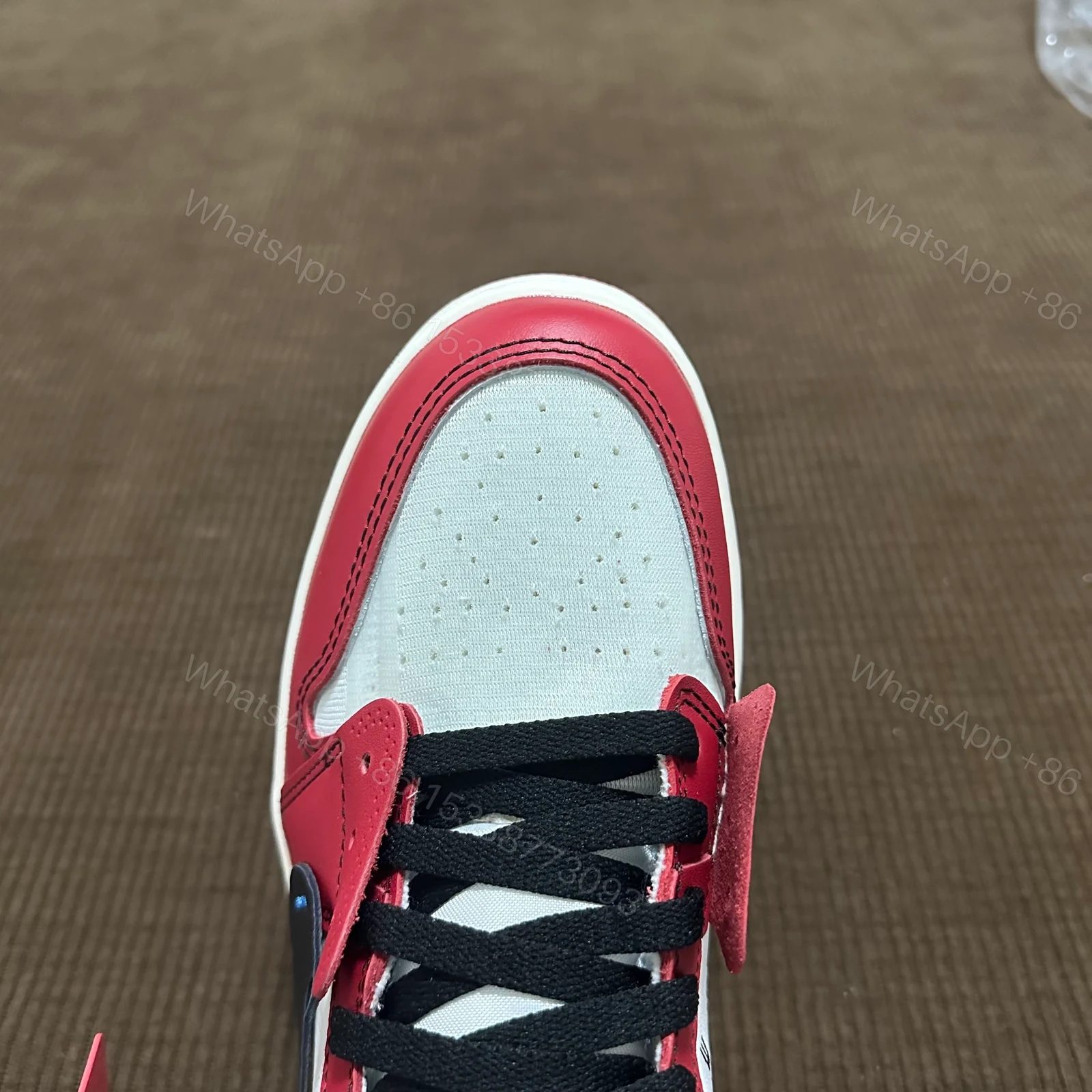 View 4 of Jordan 1 Retro High Off-White Chicago
