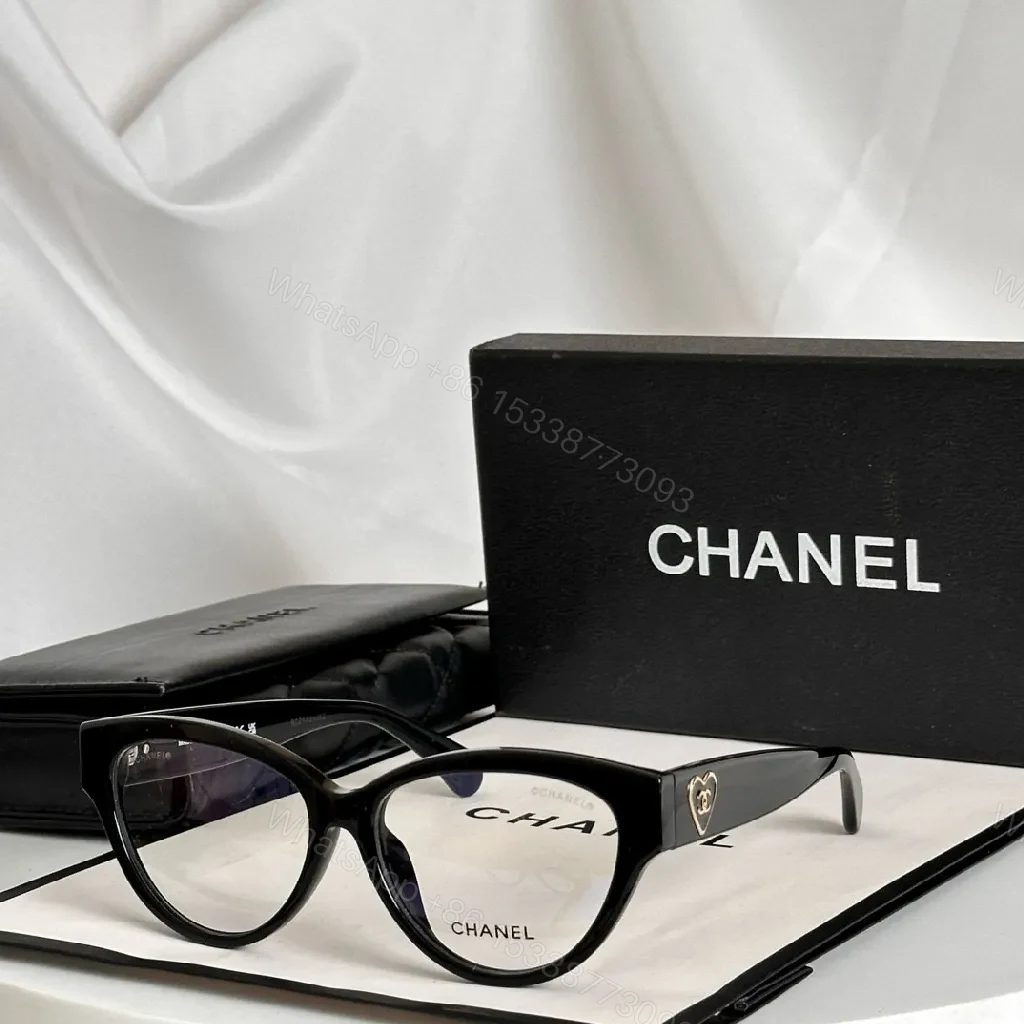 Chic Black Acetate Glasses in Classic Round-Square Design — view 1