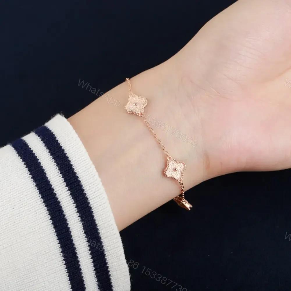 View 11 of 高仿首飾VanCleef&Arpels*RO8DD00六花四葉草手鏈