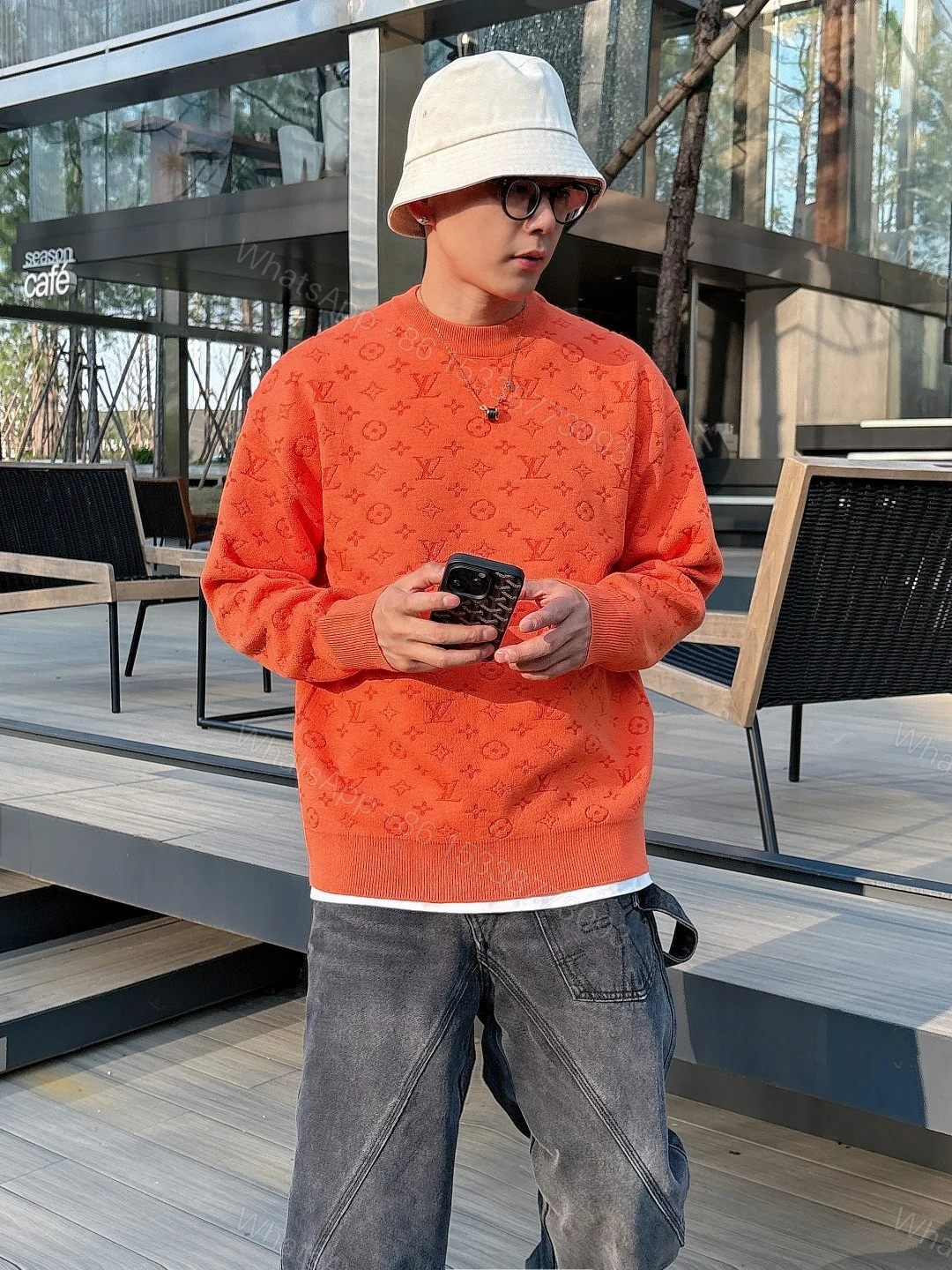 LV 一比一橘色老花毛衣 Monogram壓紋秋冬潮流款 — view 1