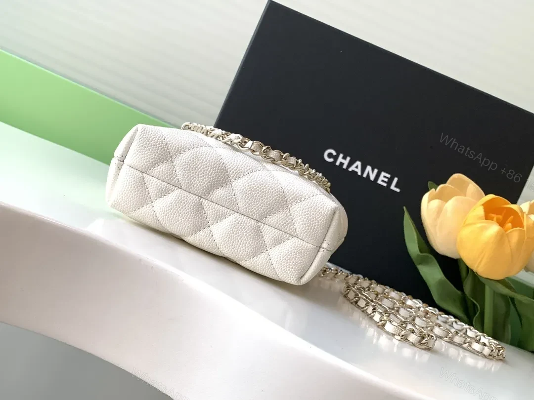 View 9 of Quilted Chain Bag: Luxe Everyday Chic, Compact