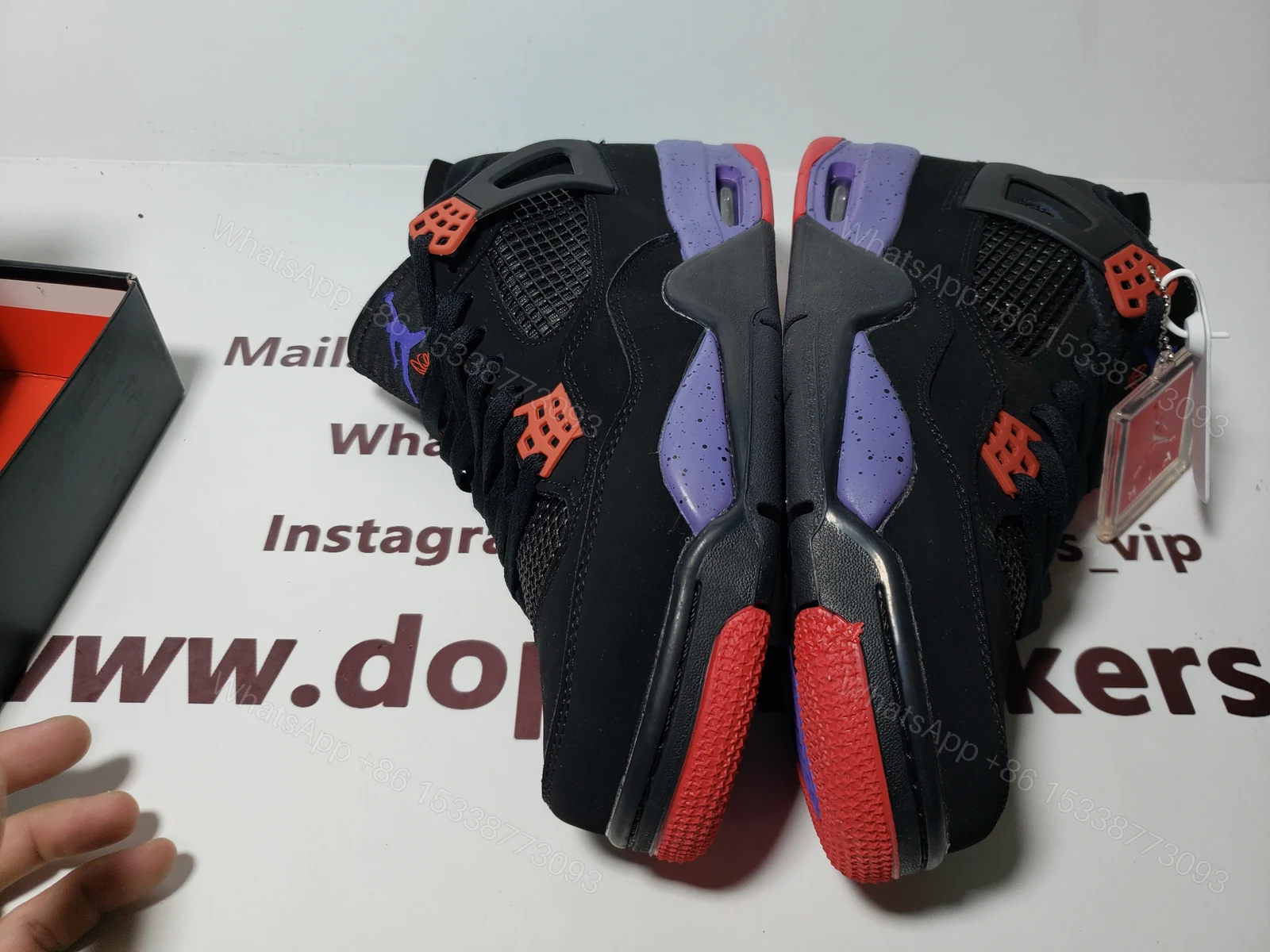 View 3 of Air Jordan 4 Retro SE RapTors AQ3816-056