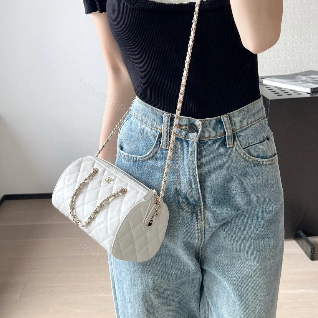 View 19 of 高仿Chanel*25P系列4385荔枝紋牛皮單肩包白色小號免檢版