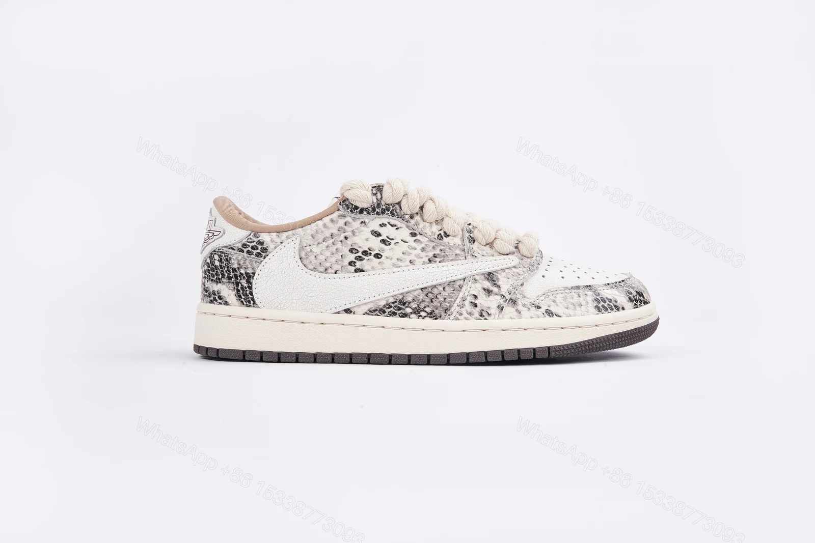 View 5 of Air Jordan 1 Low snake pattern(Pre-sale)