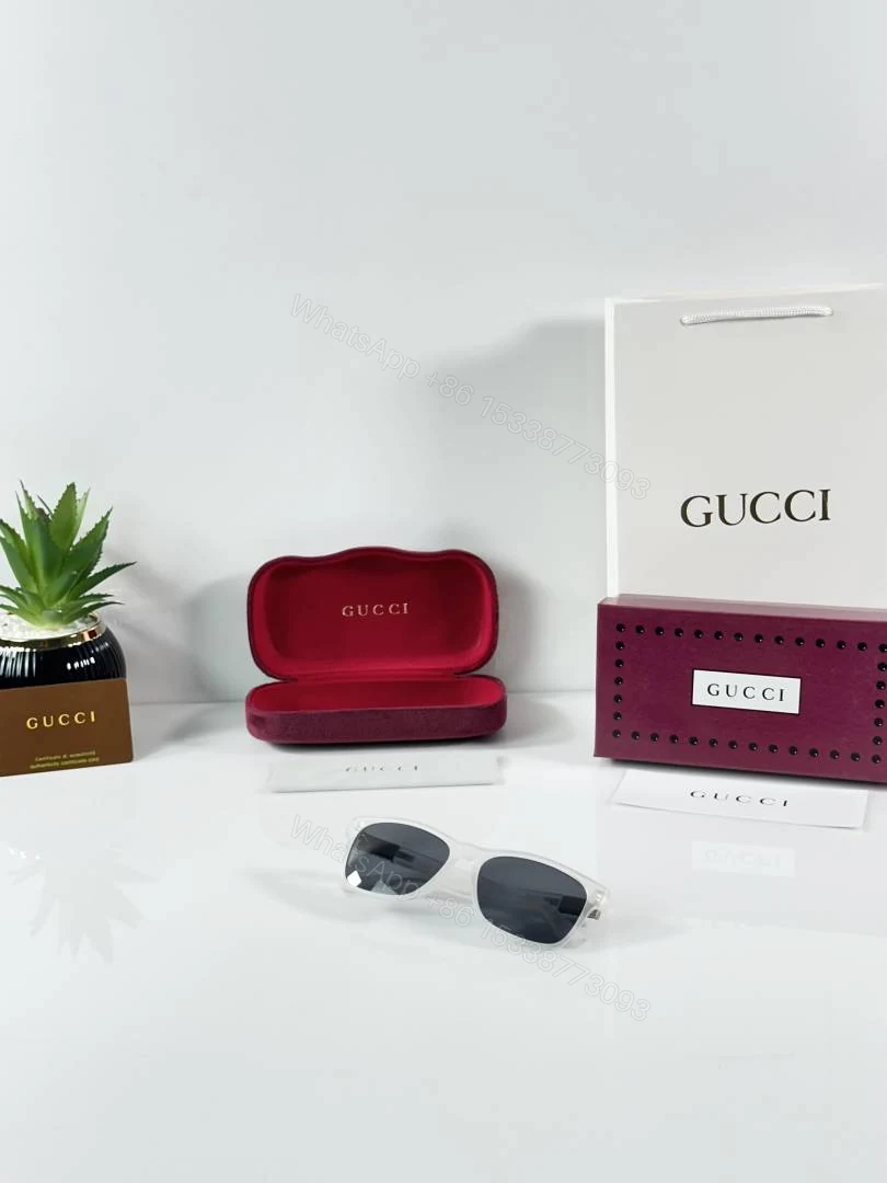 View 4 of First Copy Gucci 8081 Ice Black Sunglasses