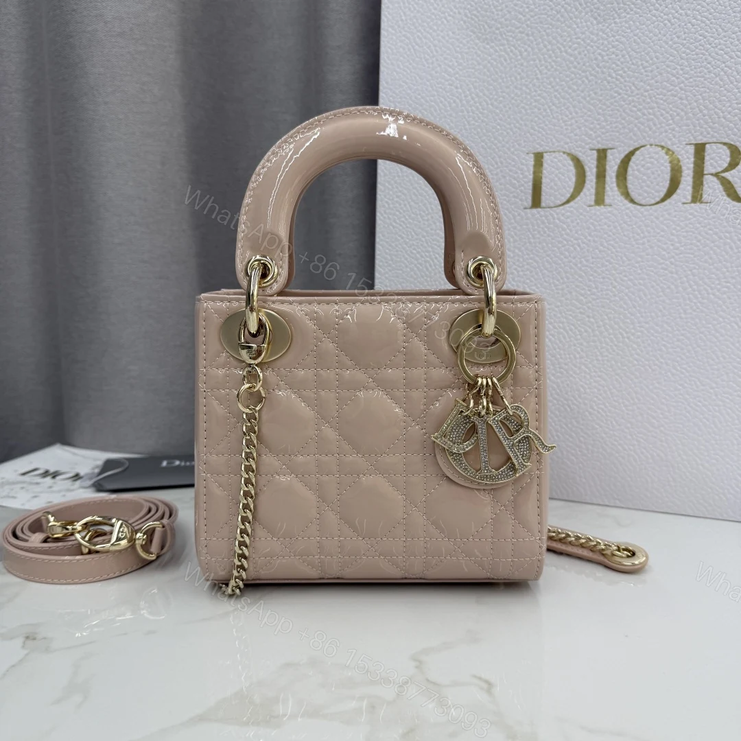 Dior一比一裸粉漆皮Lady Dior女包迷你款氣質輕奢設計 — view 1