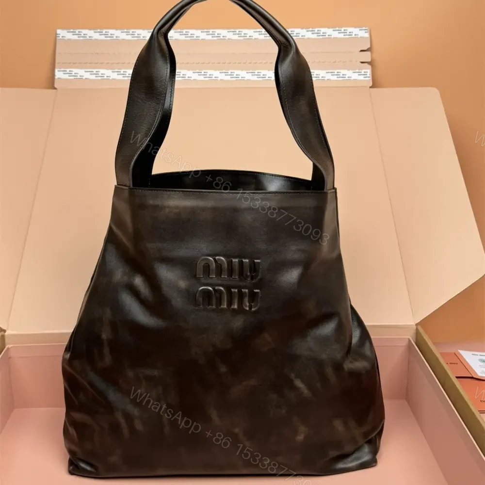 高仿miumiu*5BC119仿舊牛皮Tote包咖啡色免檢版 — view 1