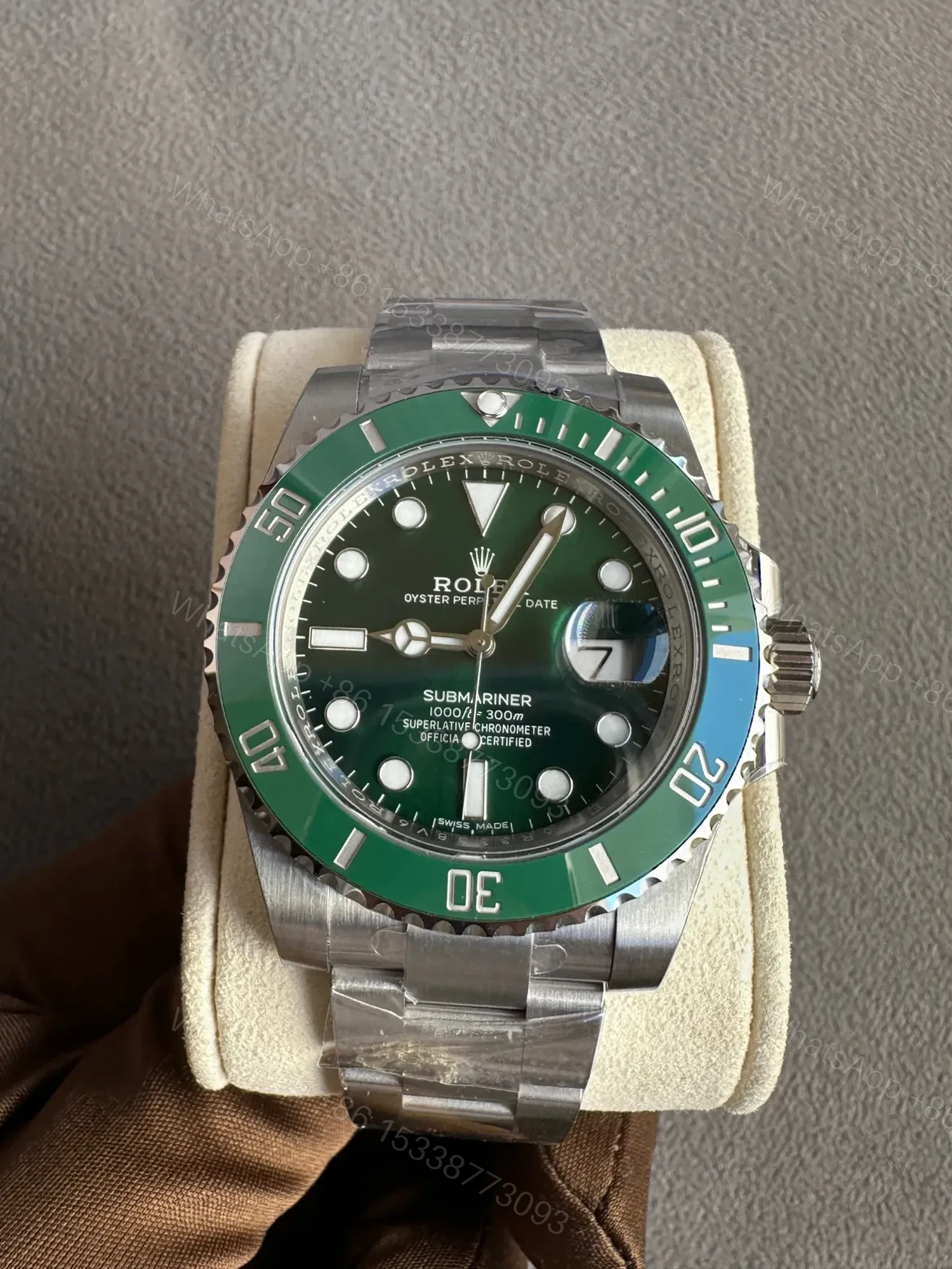 Rolex Submariner Hulk — view 1