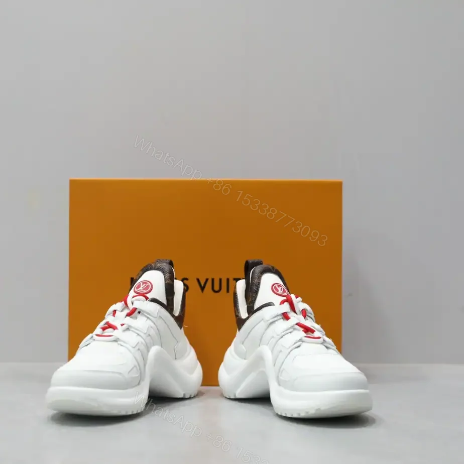 View 4 of LV ARCHLIGHT SNEAKER – LSVM009
