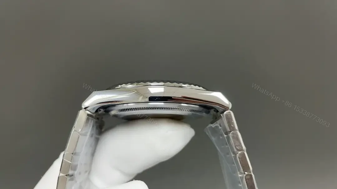 View 5 of Rolex Land-Dweller 40 White Honeycomb replica 40MM White Rolesor Flat Jubilee 127334-0001