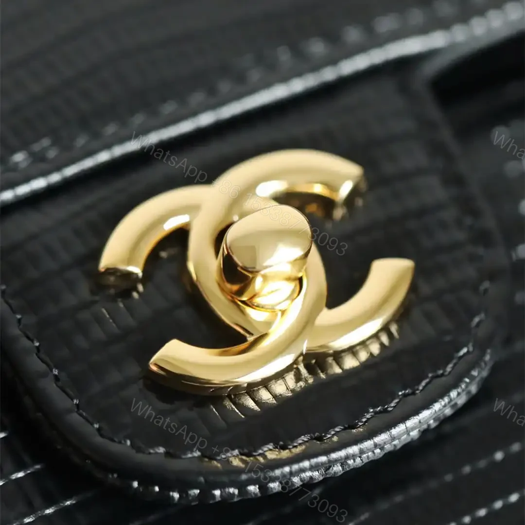 View 9 of 高仿Chanel*26A系列AP5280高級手工坊手拿包蜥蜴紋黑色免檢版