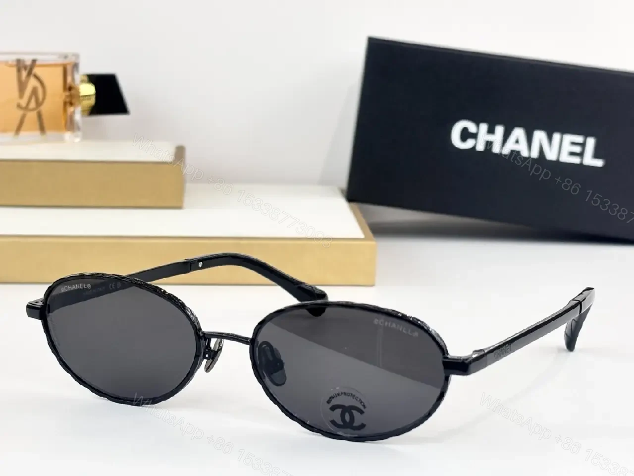 Matte Black Round Sunglasses – Designer-Inspired, UV400 Shields — view 1