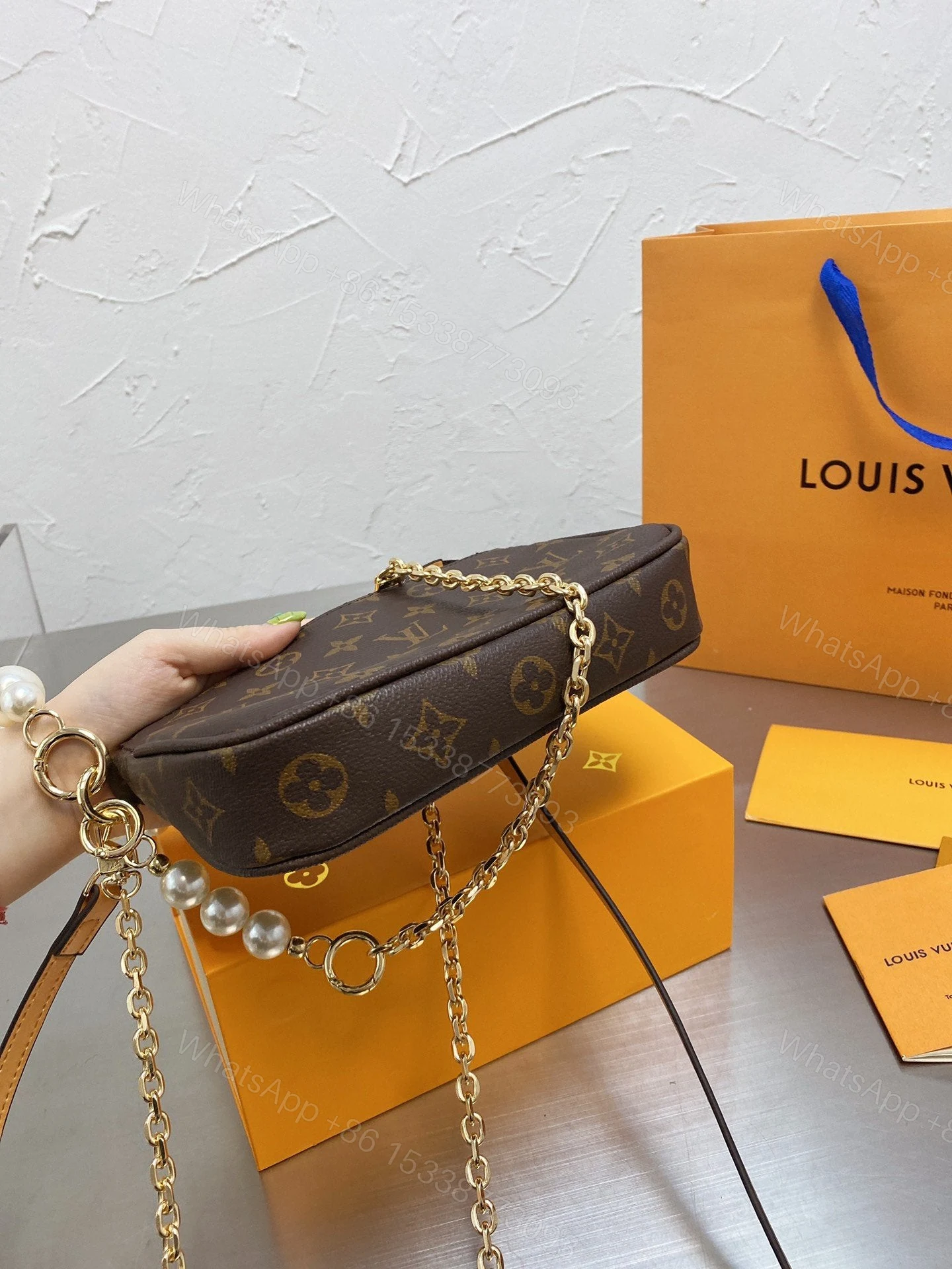 View 3 of LV Ivy Monogram