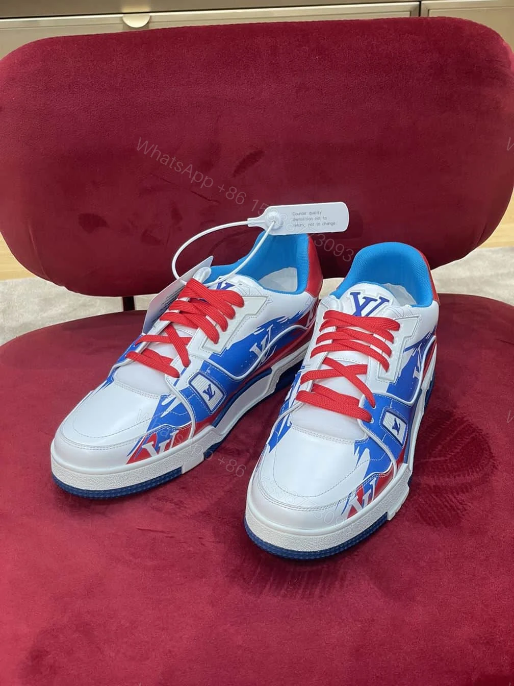 View 2 of LOUIS VUITTON TRAINER SNEAKER – LSVT316