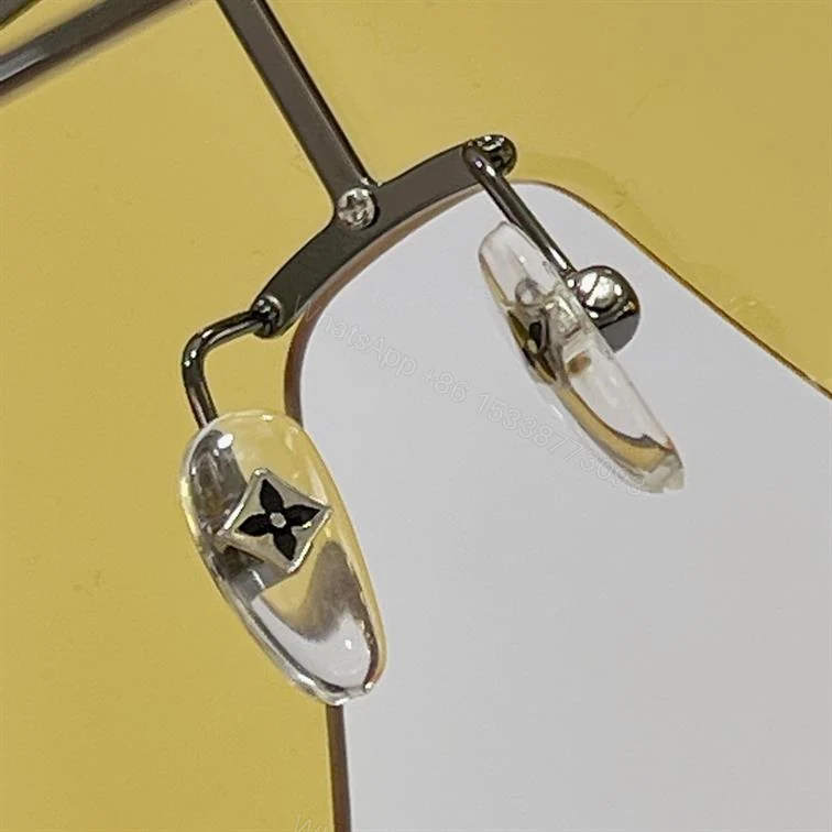 View 3 of LV SUNGLASSES – GLVT20