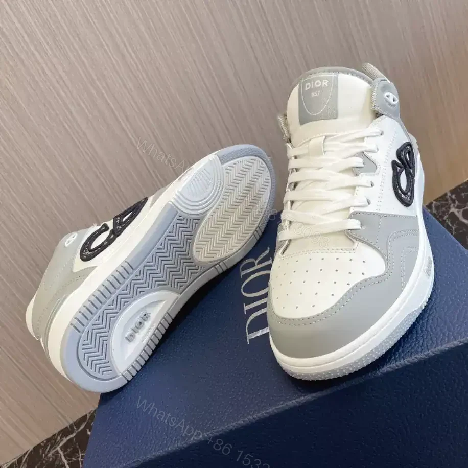 View 6 of B57 MID-TOP SNEAKER DIOR OBLIQUE JACQUARD – CD125