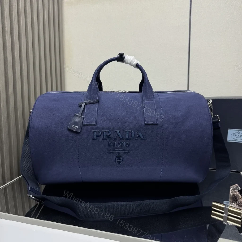 Structured Navy Duffle: Modern, Durable, Subtle Luxury — view 1
