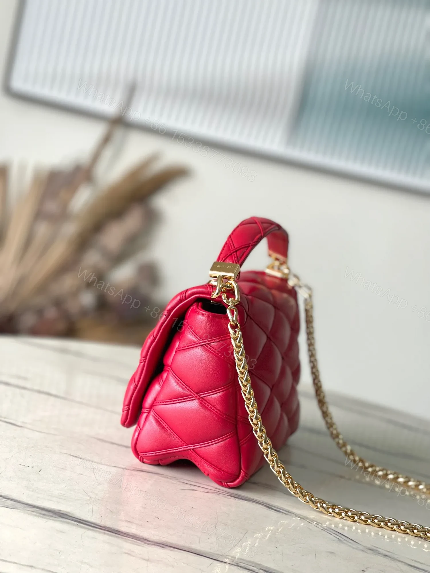 View 8 of Louis Vuitton LV Twist Like Auth Woman’s Red Handbags Smooth Leather 23cm