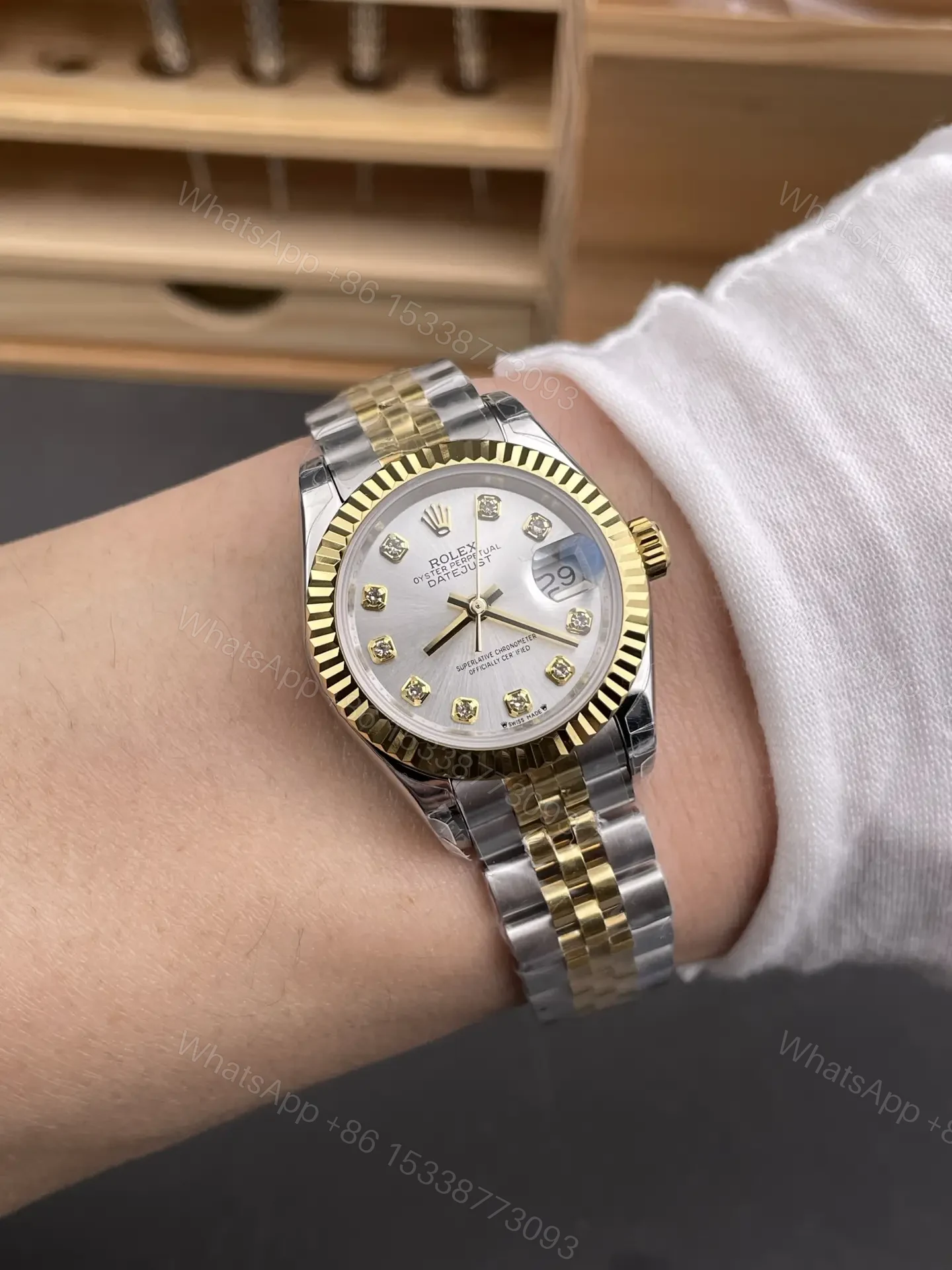 View 9 of Rolex Datejust 31 Stainless Steel Yellow Gold Fluted MOP Jubilee 278273-0028