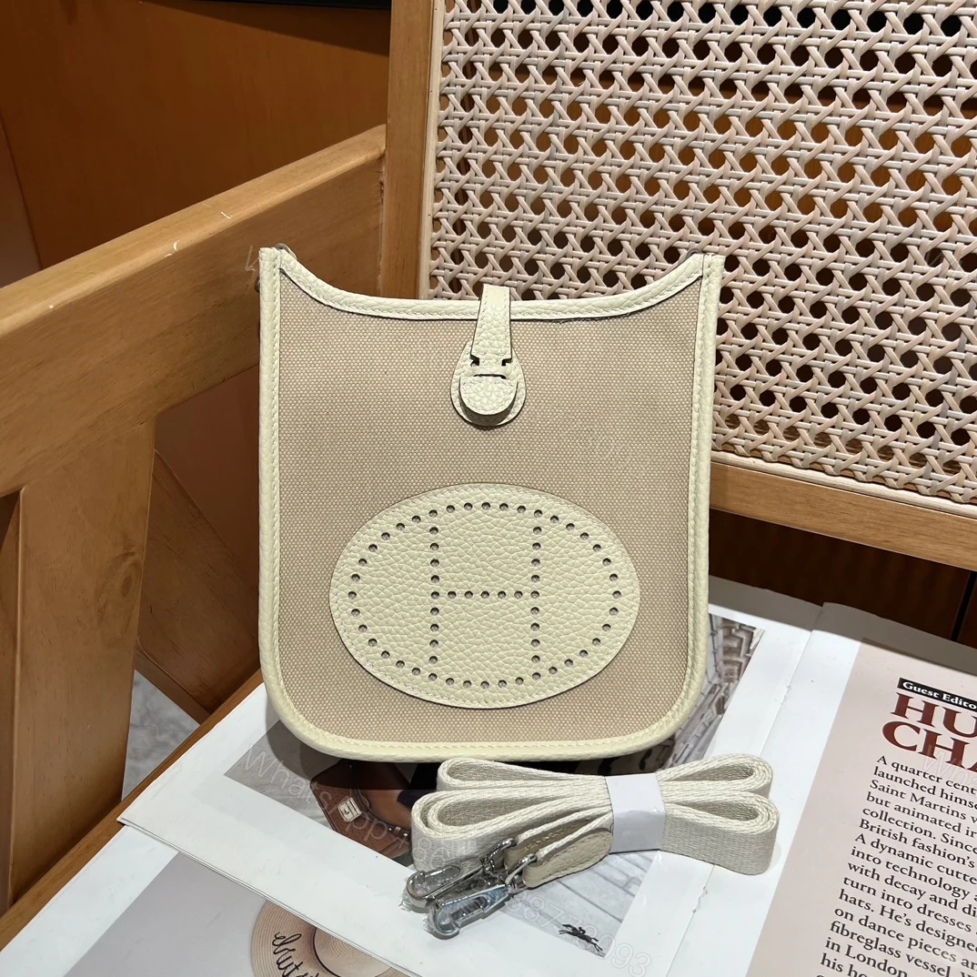 Hermes 高仿 Evelyne Mini 斜背包 卡其色 H鏤空經典款 — view 1
