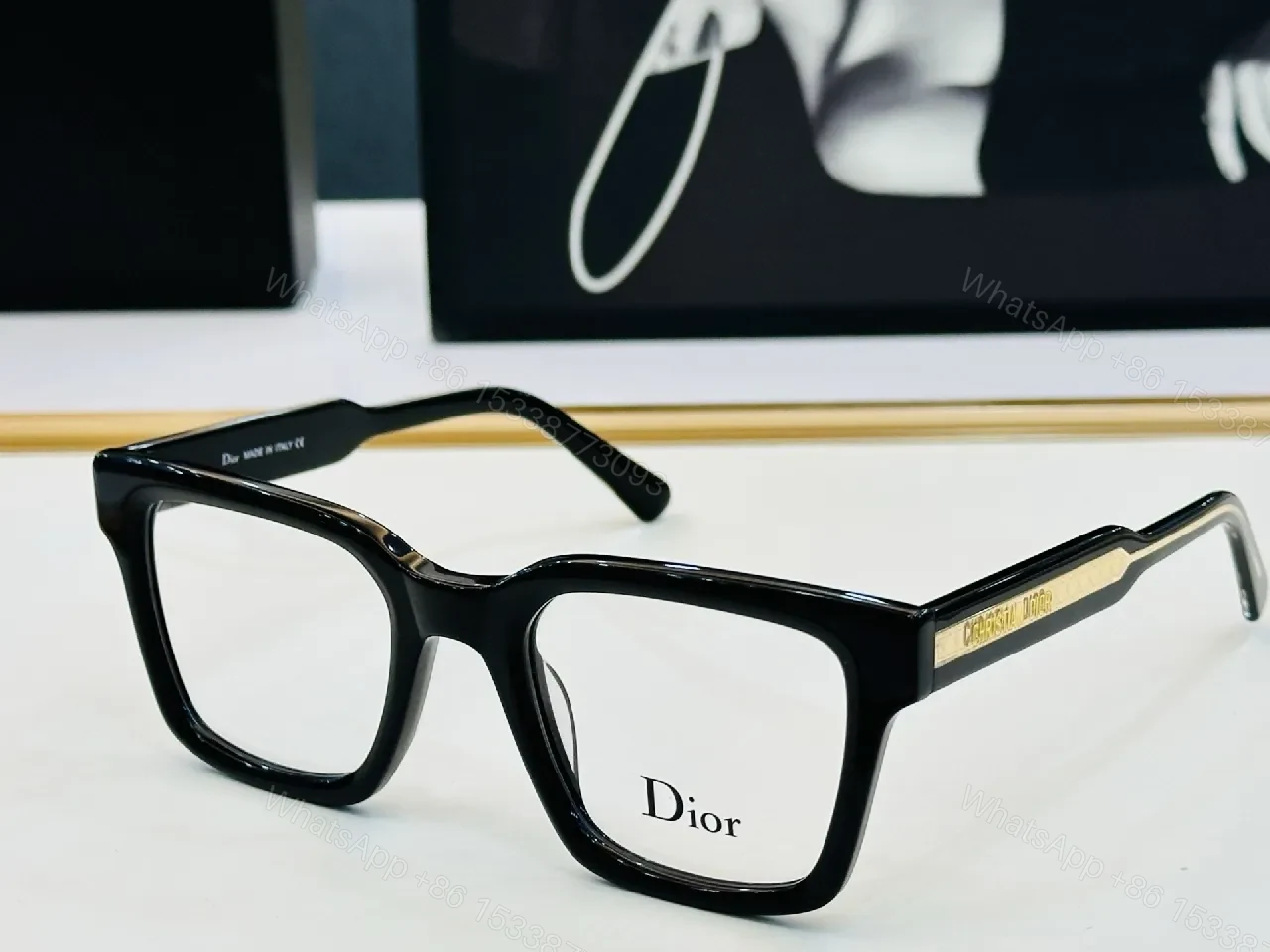 View 7 of Black acetate oversized frames – Modern, luxury eyewear with comfort
