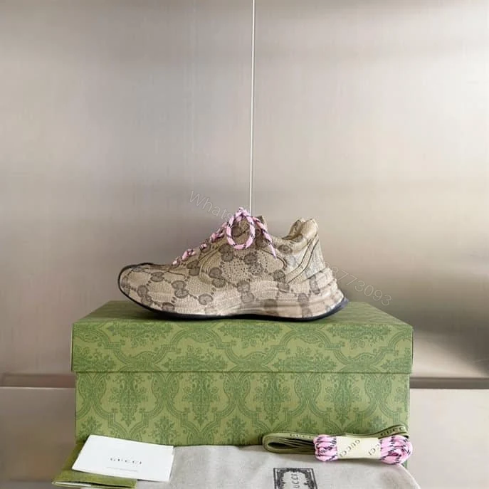 View 2 of MEN’S GUCCI RUN SNEAKER – GC140