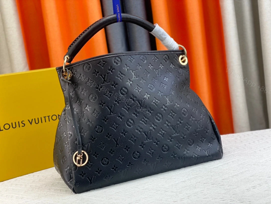 Louis Vuitton Artsy — view 1