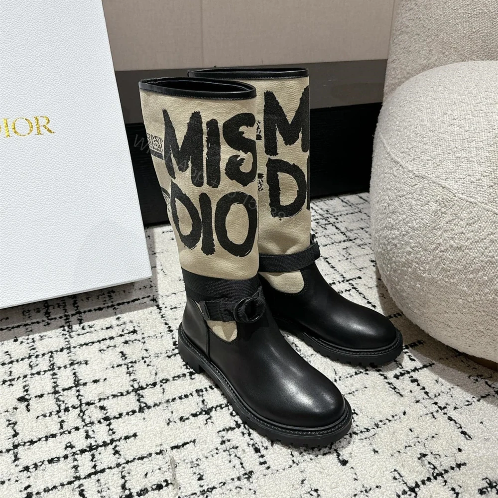 View 2 of 高仿Dior*D-Major系列KDI930塗鴉中筒靴卡其免檢版