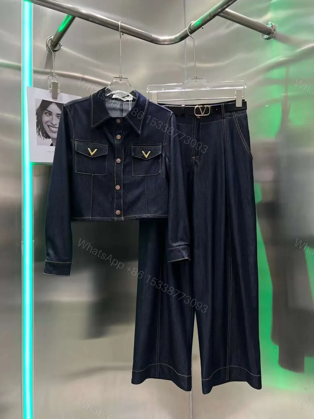 VALENTINO — view 1
