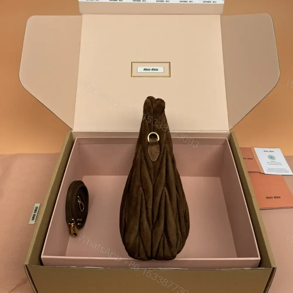 View 3 of 高仿miumiu*Matelasse系列5BC125絨面手提包棕色小號免檢版